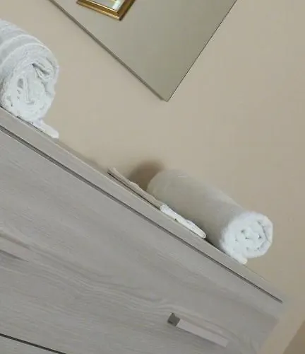 罗梅勒公寓 皮索涅